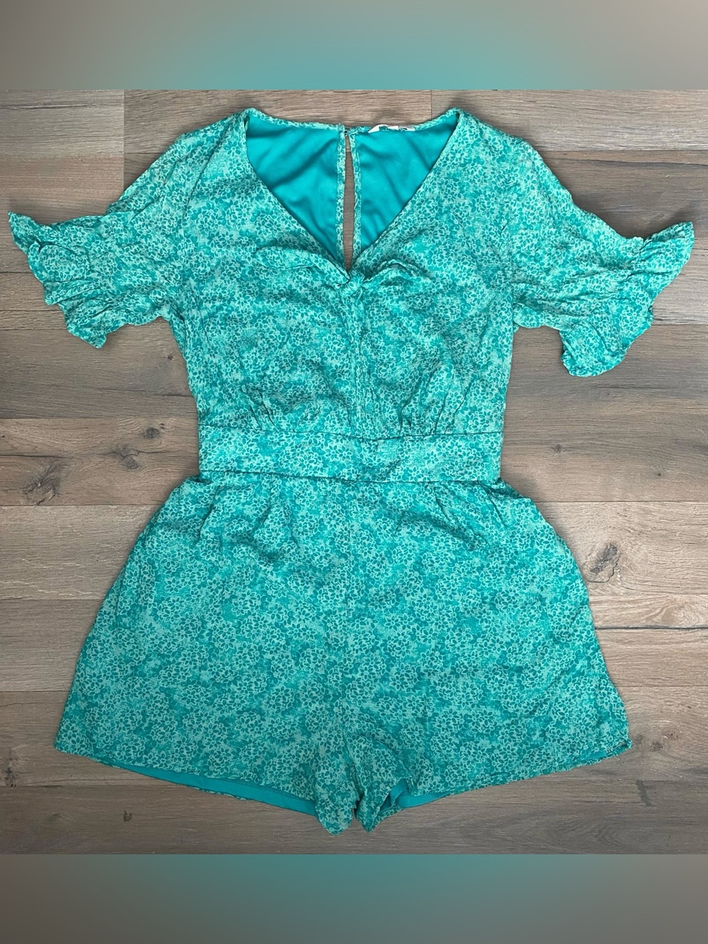 Candie’s Blue Floral Short Sleeve Ruffle Romper Women’s Size Small
